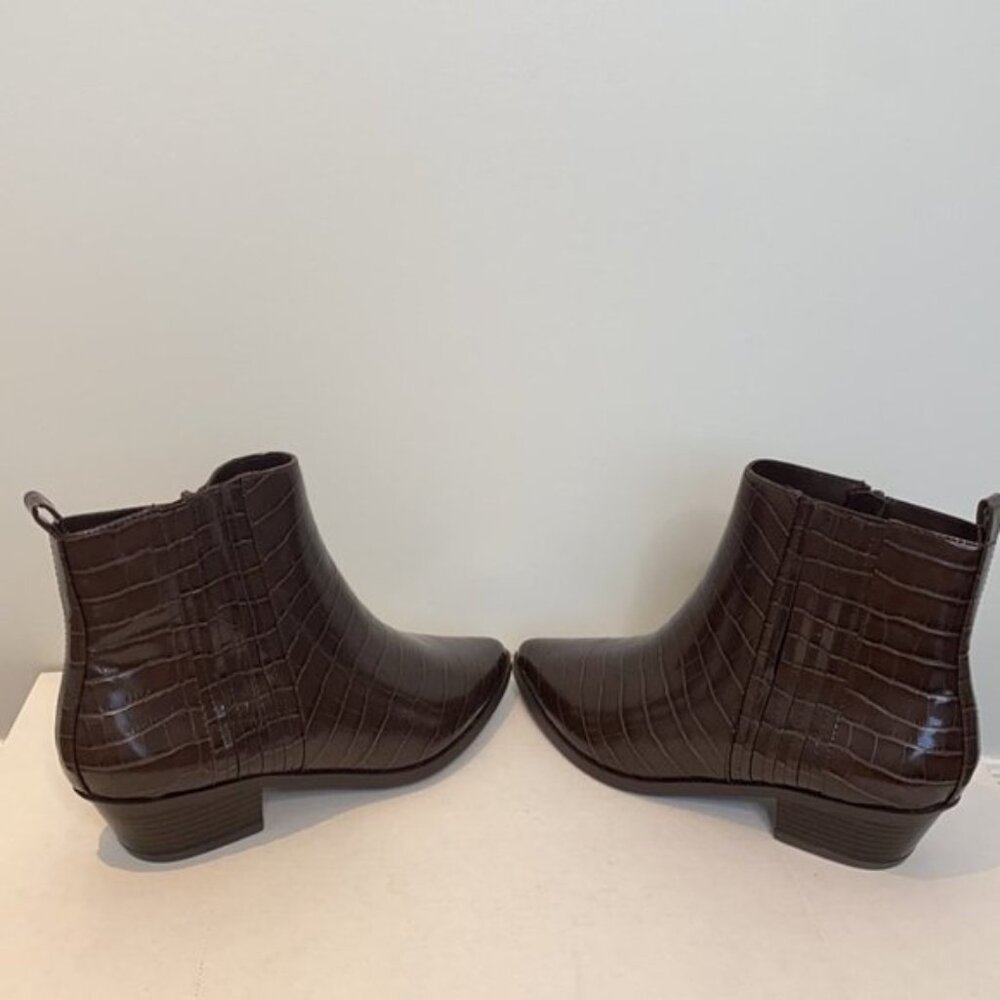 Addition Elle Women Brown Crocodile Embossed Faux Leather Ankle Boots Size 9W - Picture 6 of 13
